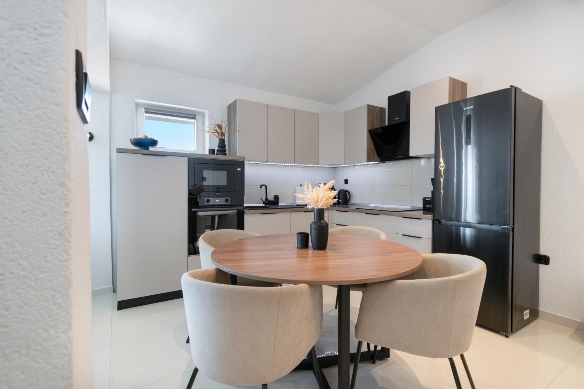 Apartment Makarska City מראה חיצוני תמונה